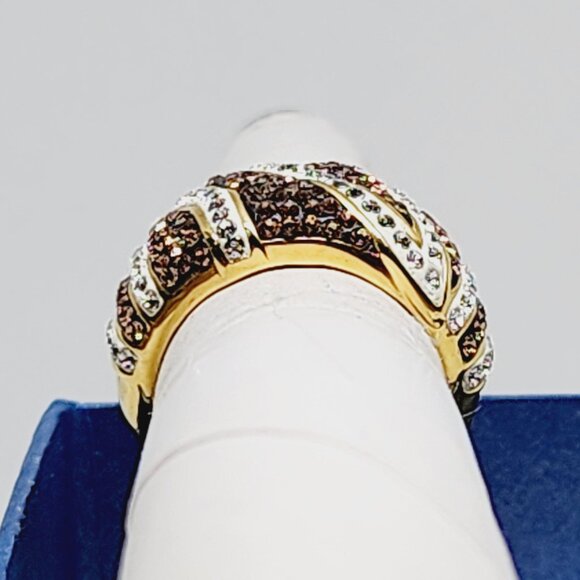 White & Champagne Austrian Crystal cocktail ring in goldtone size 7 - Picture 6 of 6
